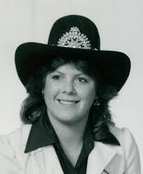 Marion Stark's Instagram, Twitter & Facebook