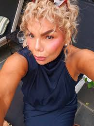 I've never seen this before! Southwest Florida dolphin spotted throwing a  fish into the air and playing with his food multiple times along Fort Myers  Beach! Credit: Adventures in Paradise Cruises 🐬