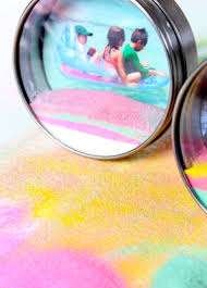 These Diy Mod Podge Sand Art Frames Have A Fun Beachy Vibe Colored Sand Art Sand Art For Kids Sand Art