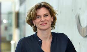 Mariana mazzucato in bellagio, italy. Mariana Mazzucato Photo Stuart Robinson 800x480 Jpg Ucl Institute For Innovation And Public Purpose Ucl University College London