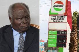 Prezident mwai kibaki s britským ministrem zahraničních věcí henrym bellinghamem , primátorem mají také několik vnoučat: Sumayya Athmani Nairobi News