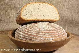 Ajouter au milieu de la farine l'équivalent d'une petite cuillère à soupe de sel fin. Brotrezept Fur Pain Maison Ketex Der Hobbybrotbacker