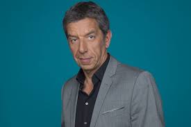 Michel cymes's most popular book is the brain that changes itself: Michel Cymes Tourne La Page Du Magazine De La Sante