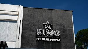 Prifest për herë të parë në KINO Hyrije Hana - YouTube