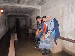 Good evening brothers and sisters dimanapun kalian berada, kali ini aku ingin mencoba untuk uji nyali di lawang sewu. Gambar Penampakan Hantu Di Lawang Sewu Gambar Viral Hd