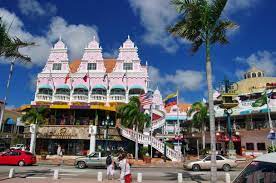 Splurge in the malls and diverse shops. Datei Aruba Oranjestad Royalplaza Jpg Reisefuhrer Auf Wikivoyage
