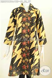 Harga murah online hanya di topkeren.com. Baju Batik Atasan Wanita Murah Blus Batik Modern Yang Cocok Untuk Santai Dan Resmi Motif Terkini Harga 195 Ribu Proses Kombinasi Tulis Bls6761bt L Toko Batik Online 2021
