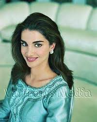 Queen Rania Hashemit Court Queen Rania Queen Noor Older Women Fashion
