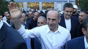 Пашинян и кочарян столкнулись на парламентских выборах. Upojgb4zc8s1qm