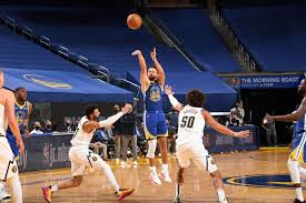 Scores 47 through ankle injury. Stephen Curry Drops 53 Passes Wilt As Warriors All Time Leading Scorer The Athletic