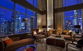 Piscine, internet, air climatisé, animaux acceptés, télévision, satellite ou câble, laveuse et sécheuse, parking aperçu de la propriété. Les 20 Plus Beaux Penthouses De New York En 2020 Appartement De Reve Penthouse De Luxe Duplex New York