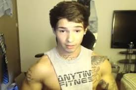 Asian boy jerking off dick. Muscle At Gayporno Fm