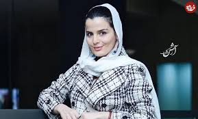 عکس| سفر زمان؛ «سوجان، بهاره، جاوید و سهراب» در حال خوردن تخمه و میوه در پشت‌صحنه «سوجان»