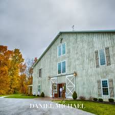 Read the latest reviews for muhlhauser barn in west chester, oh on weddingwire. Top Wedding Venues In Cincinnati Daniel Michael Photography Ceremony Reception Location