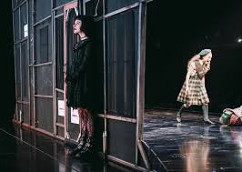 Aufrufe 88 tsd.vor 6 monate. Go Backstage At Beetlejuice With These Exclusive Photos Beetlejuice Musicals Broadway Nyc