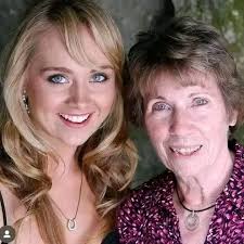 Like to share this today is my moms Birthday 🎂