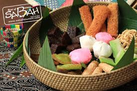 The roast lamb is a must to order for raya because it is the best selling menu place an order now for your upcoming hari raya open house before the caterer got fully booked. Hari Raya Open House Food In Sabah Sabah Borneo Food Sabah Food Holiday Recipes