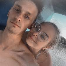 Meine Liebe zu dir added a new photo.