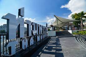 ท ามหาราช คอมม น ต มอลล สถานท ท องเท ยว