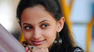 Check out this fantastic collection of pc wallpapers, with 45 pc background images for your desktop, phone or tablet. Marathi Actress Wallpapers Hd Wallpapers Download Free Desktop Wallpapers