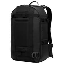 Sandqvist is a brand focusing on challenging the role of functionality in design and practicing sustainability at all times without compromising the aesthetics. Db Award Winning Travel Gear