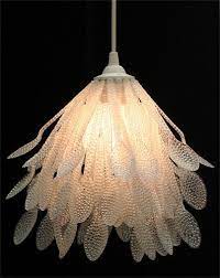 chandelier made with plastic spoons plastic lepels lampen maken hergebruikt glas