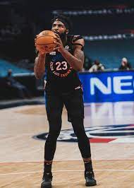 — ny_knickspr (@ny_knickspr) march 28, 2021 mitchell robinson suffers. Mitchell Robinson Out 4 6 Weeks With Fractured Right Hand
