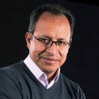 2300+ perfiles de «Genaro»