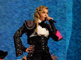 Madonna Falls Off Itunes Charts Taylor Swift Remains At