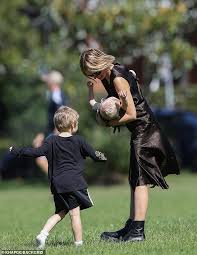 Lara worthington and sam worthington are parents to two little boys named rocket and racer. Lara Bingle Dotes On Sons On Family Day Out In Sydney Everydays News