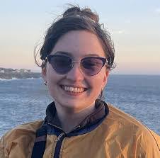 Gail Clairmont's Instagram, Twitter & Facebook