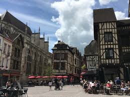 Niveau de la taxe d'habitation Decouvrez Le Quartier Du Bouchon De Champagne A Troyes 1 2 360m2 Fr