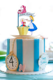 Disney Alicia En El Primeros De La Torta De Las Maravillas Alice In Wonderland Birthday Alice In Wonderland Cakes Alice In Wonderland Party
