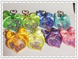 s4 s channel おしゃれまとめの人気アイデア pinterest marshelle forbes ポートフォリオ イラスト 手作り アクセサリー レジン プラバン アクセサリー