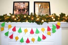 Christmas Tree And Golden Star Garland Red Green Gold Christmas Garla Dc Banner Designs
