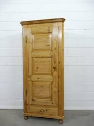 Eckkleiderschrank nur sechs wochen benutzt zwecks umzug eckkleiderschrank. Antiker Eckschrank Kuchenschrank Schrank Weichholz Inkl Lieferung In Frankfurt Main Westend Ebay Kleinanzeigen