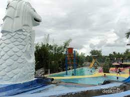 Maybe you would like to learn more about one of these? Wow Ada Patung Merlion Di Taman Rusa Aceh Besar