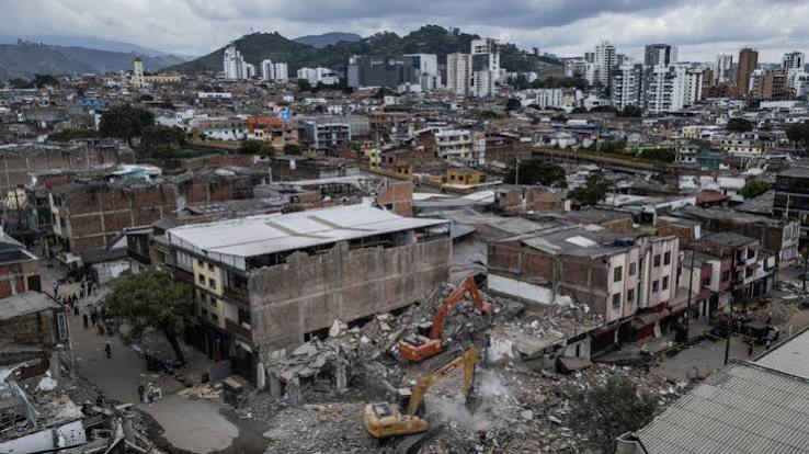 Hope fades for finding survivors of Colombia quake as rescued woman dies