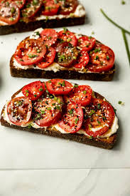 Tomato Toast With Chives And Sesame Seeds Recipe Food Tomato Soup Homemade Recipes