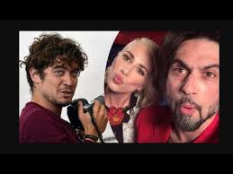 Lui e francesco scamarcio erano amici da 15 anni, ora però la rottura dell'amicizia è. Clizia Incorvaia Sarcina Mi Da Solo 500 Euro Ha Ucciso Il Nostro Matrimonio Youtube