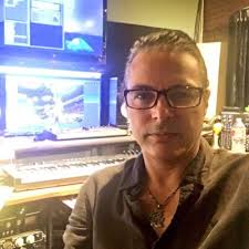 Mark Bourdeau (@BourdeauMark)