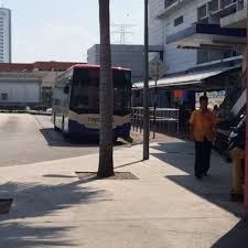 The station takes its name from taman jaya (jaya park) in section 10, a lake gardens and the first park founded in petaling jaya. Taman Jaya Lrt Station Train Stations Persekutuan Highway Petaling Jaya Selangor Malaysia