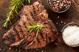 Carne di vitellone, taglio alto comprensivo dell'osso. Bistecca Fiorentina Carne Croata