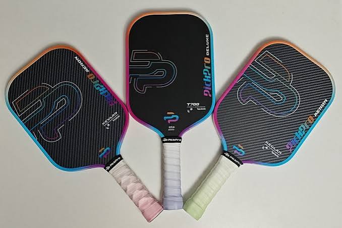 So s&aacute;nh vợt pickleball 14mm v&agrave; 16mm