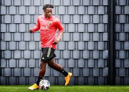 Он играет на позиции правый вингер. Jeremy Doku Peut Il Devenir Le Successeur D Eden Hazard