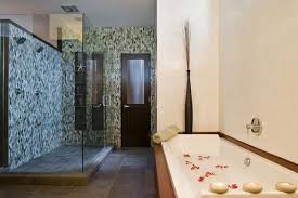 Elegantes badezimmer mit klarem design zur größeren raumwirkung. Elegante Badezimmer Interior Design Ideen Fur Ihr Zuhause