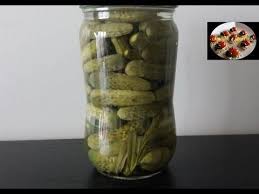 Cornichons Maisons Au Vinaigre La Boite A Recettes Youtube Cornichons Cornichon Maison Recettes De Cuisine