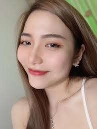 Vikki Tan's Instagram, Twitter & Facebook