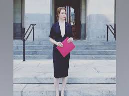 Esme bianco, who played ros in game of thrones, has accused marilyn manson of abusing her in 2009. Game Of Thrones Actor Esme Bianco Accuses Marilyn Manson Of Sexual Abuse