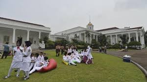 We recommend booking istana negara tours ahead of time to secure your spot. 6 Istana Kepresidenan Indonesia Yang Indah Dan Bersejarah Halaman 2